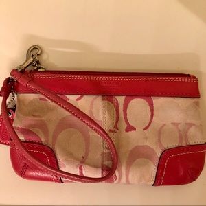 Coach Small Wristlet - Pink!